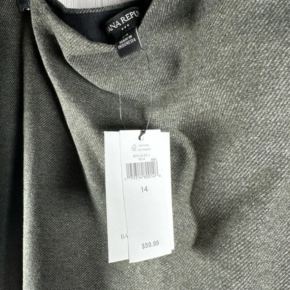 NWT Banana Republic Women’s Charcoal Gray Wool Buttoned Mini Skirt Size 14 - Picture 3 of 7